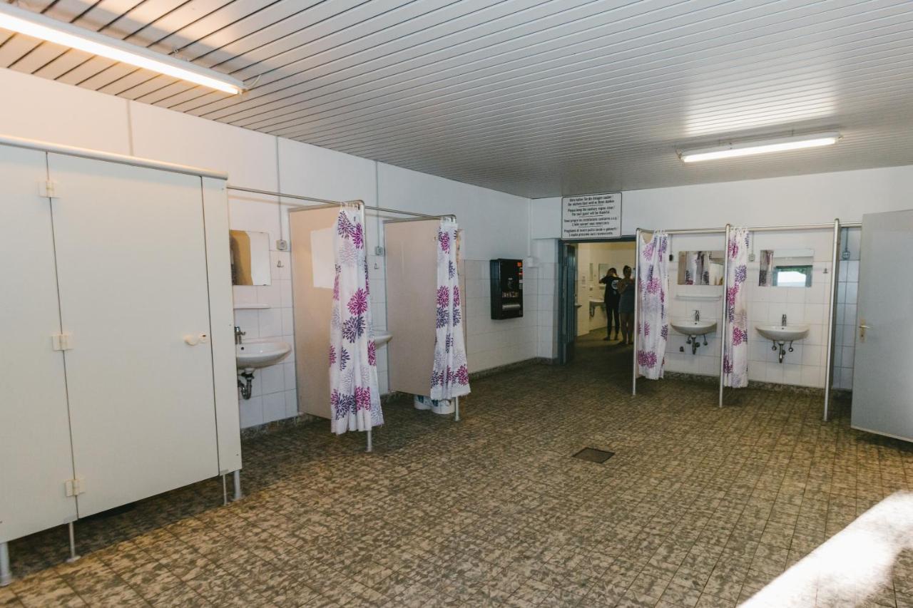 Отель Munich Oktoberfest Glamping Экстерьер фото